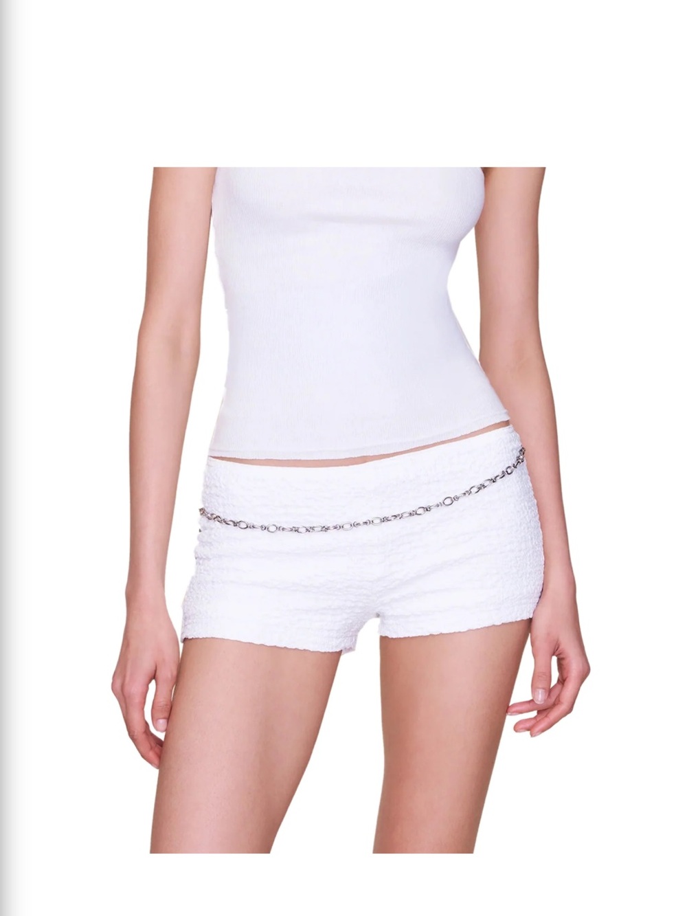 GUIZIO WOMENS MAELLE SHORT Stylish Summer Staple